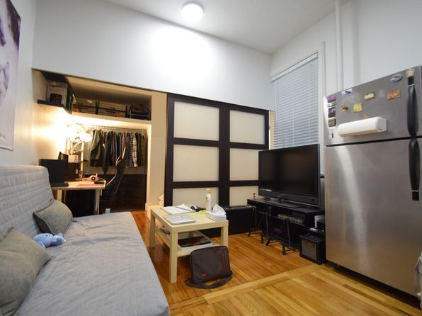 60 Charlesgate E APT 106