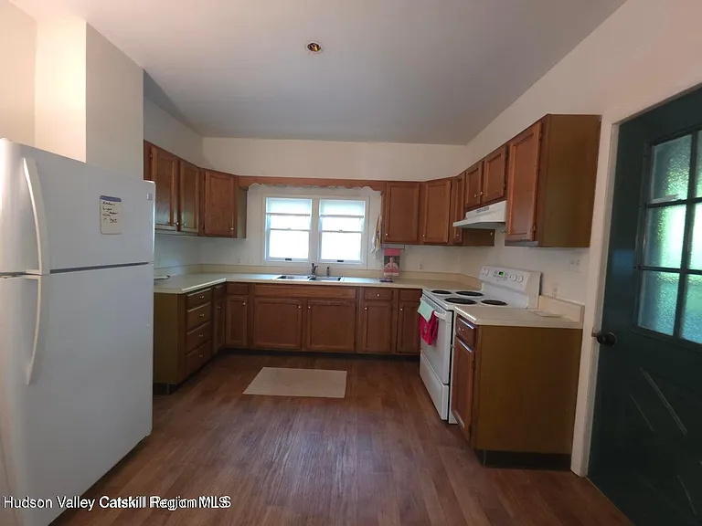 26 Lafayette Ave #26 — Photo 6