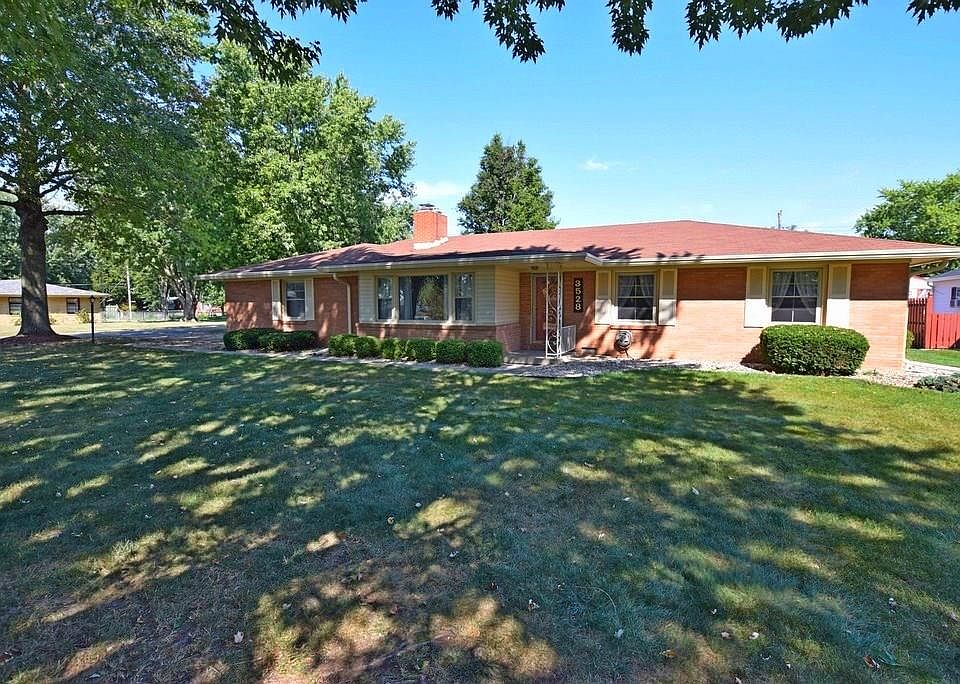1st image of 3528 Oakwood Dr