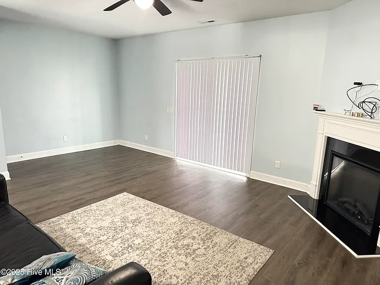 2213 Chavis Dr #B — Photo 10