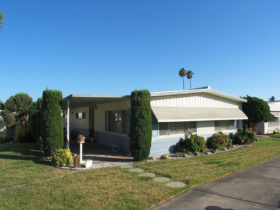 1st image of 337 Waikiki Cir