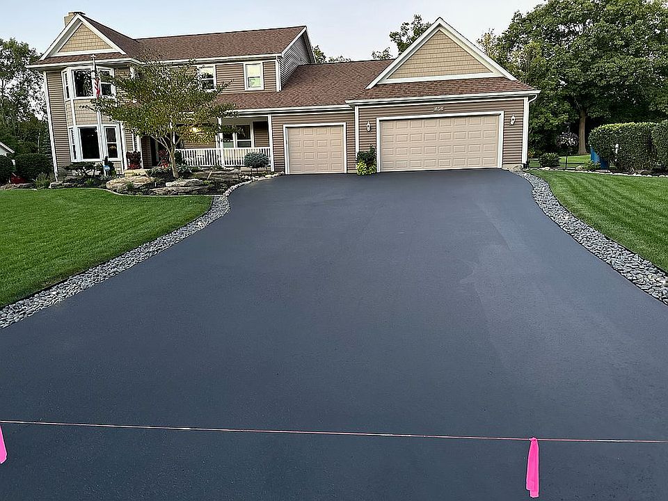 1st image of 454 Ashton Ct SE