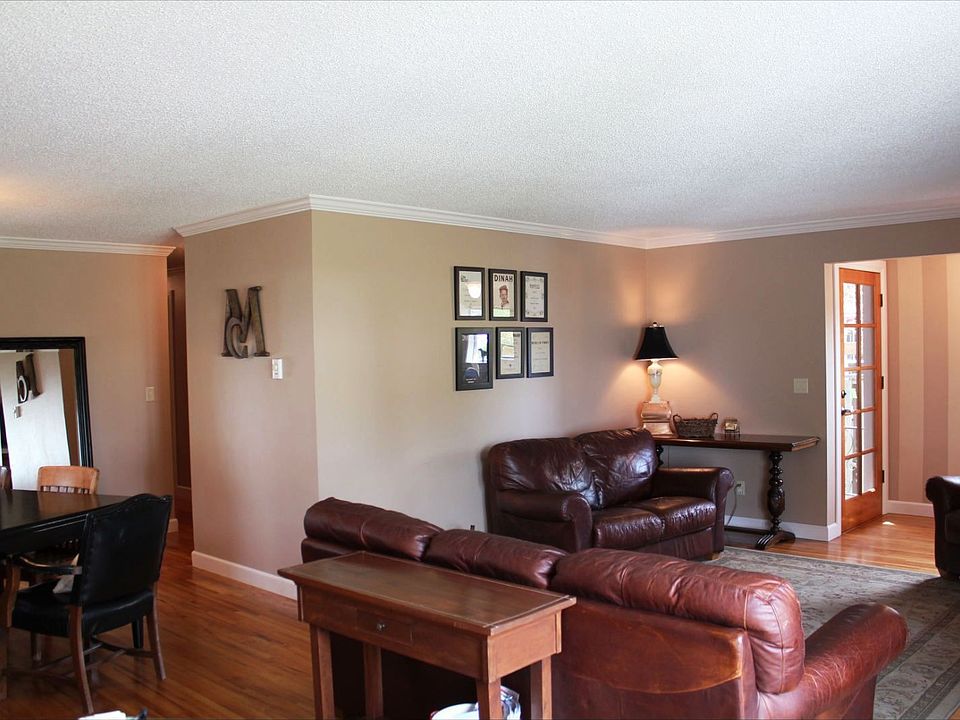 1st image of 3808 N 35th St