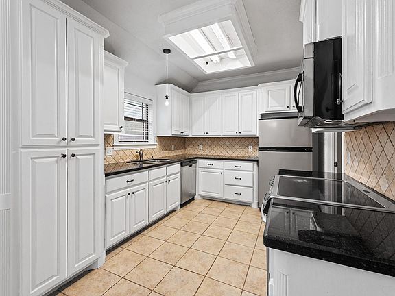 2nd image of 3807 Ransberg Ct