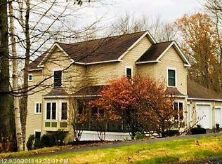 1 Otter Dr, Windham, ME 04062