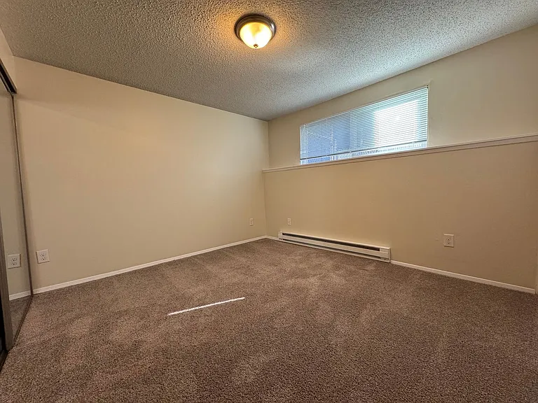 Annaron Apartments — Photo 6
