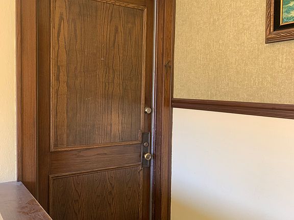 4th image of 4745 Grand Ave S APT 3