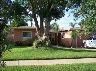 7207 McKinley St, Hollywood, FL 33024