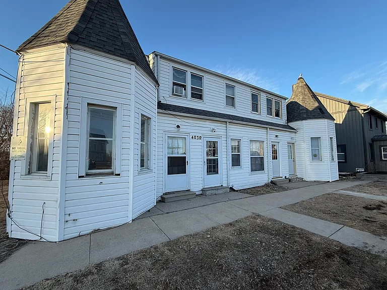 4030 Johnson Ave NW #E — Photo 9