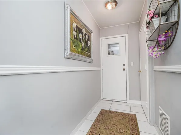 133 Durant Avenue image 21 of 35