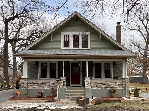 251 W Main St, Glenwood, IL 60425