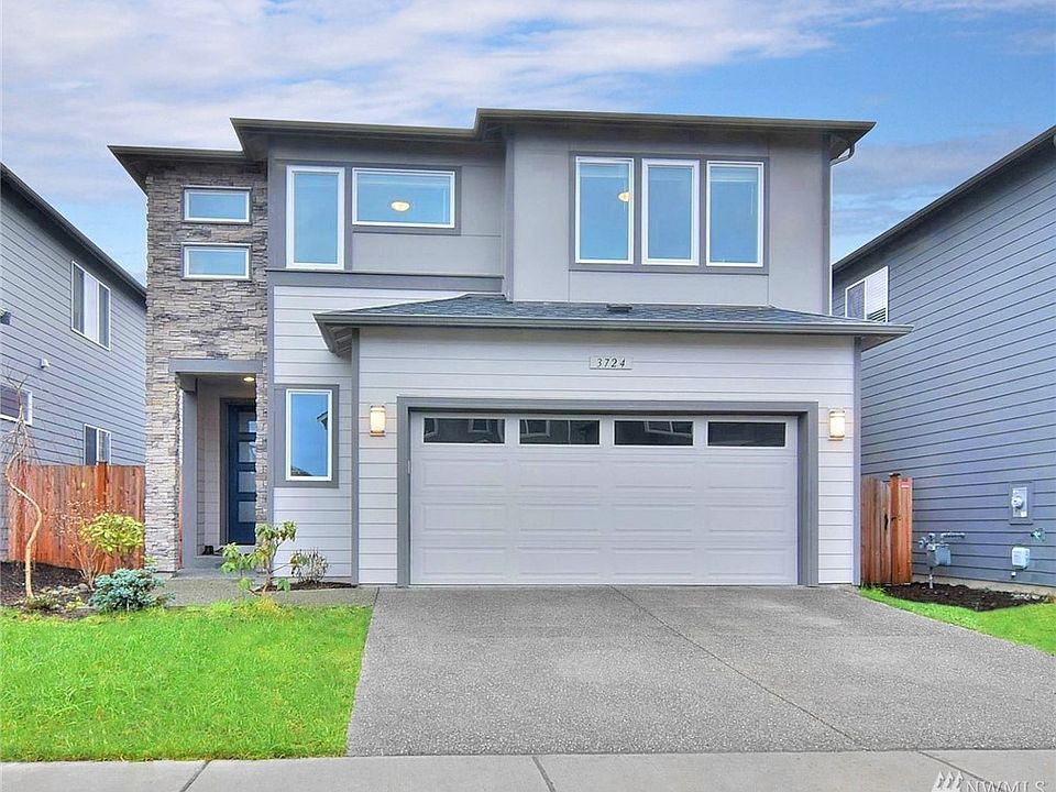 Pristine and Like New North Facing Home  in the heart of North Creek, Bothell