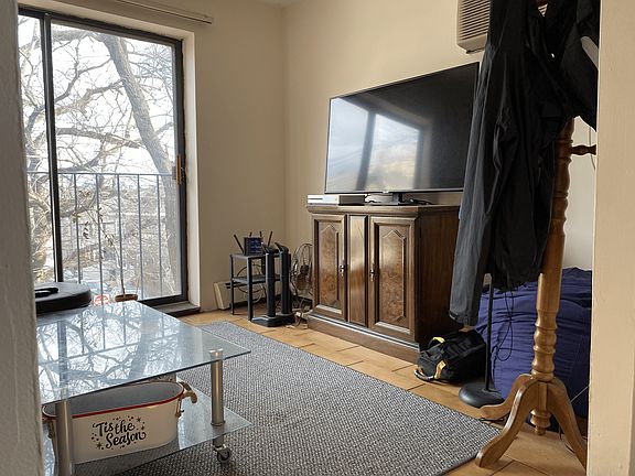 3rd image of 14 Spring St APT 4