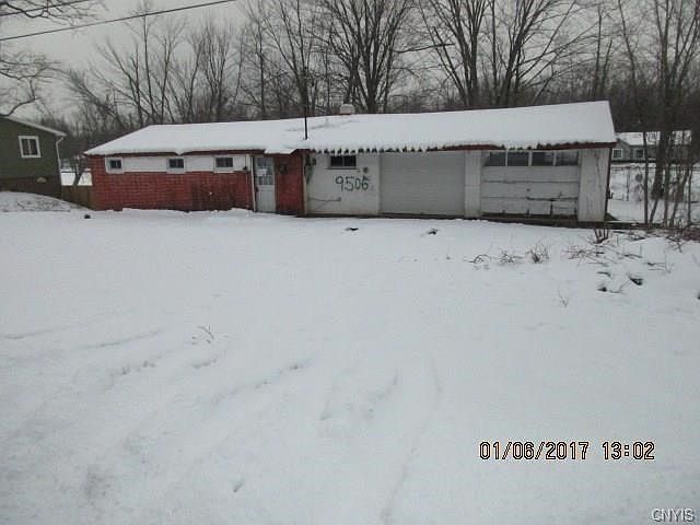 2nd image of 9506 Horseshoe Island Rd