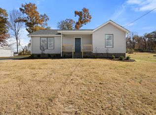 978 Long Beech Dr, Clarksville, TN 37042