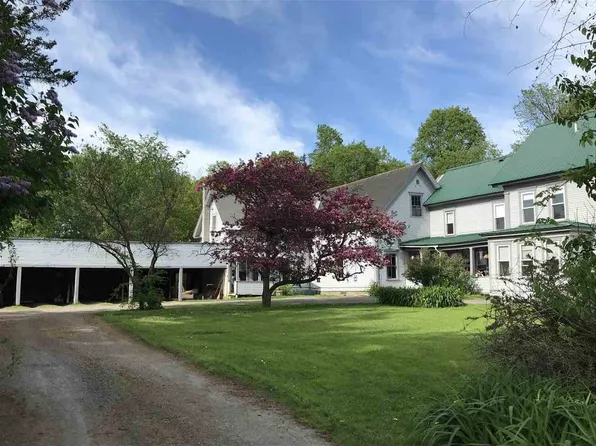 69 Pleasant Street, Colebrook, NH 03576