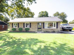230 E Showalter Dr, Georgetown, KY 40324