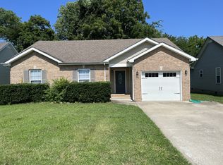 2612 Arthurs Ct, Clarksville, TN 37040