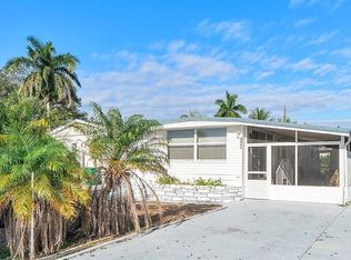 8631 SW 20th St, Davie, FL 33324