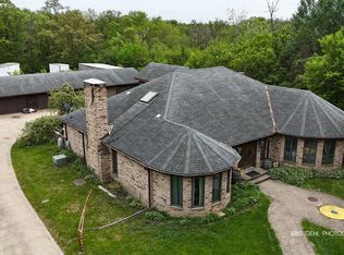 91 S Milwaukee Ave, Vernon Hills, IL