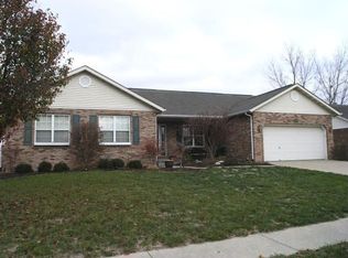 152 Papillon Dr, Swansea, IL