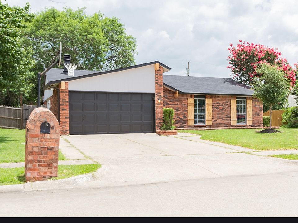 1st image of 3908 Corkwood Dr