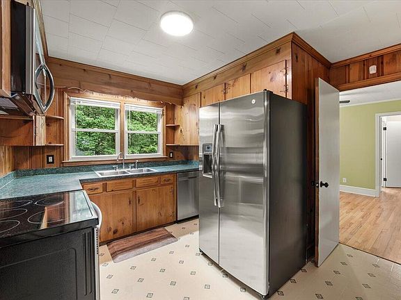 3rd image of 3645 Hicksboro Rd