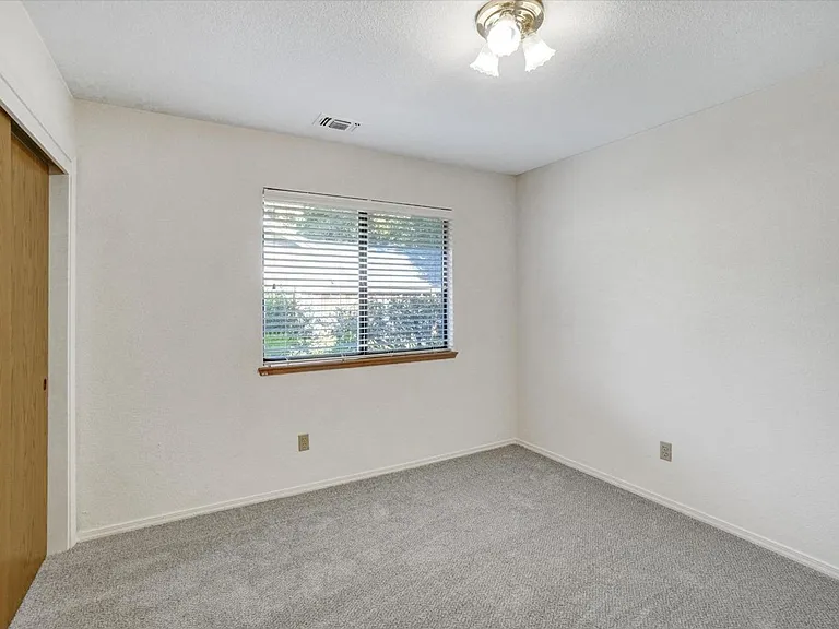 16 Somer Ridge Dr — Photo 21