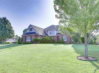 2014 N Keeneland St, Wichita, KS 67206