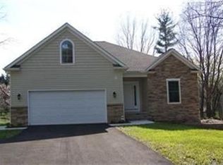 6836 Fairfield Rd, Concord Township, OH 44077
