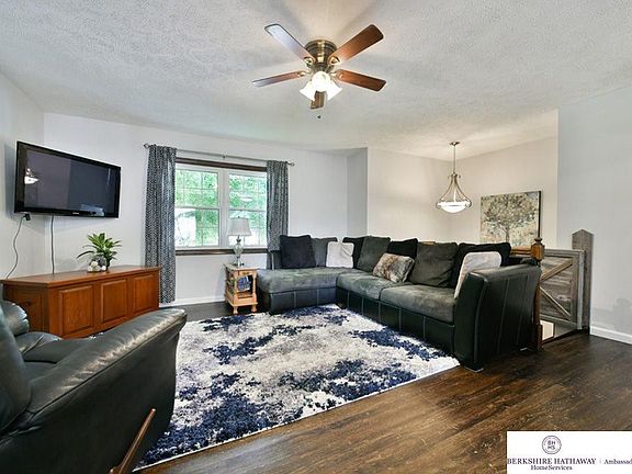 4th image of 15406 Blackwell Dr