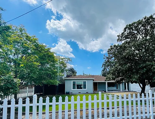 1241 Dewing Ln Photo 1