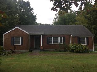 421 Moss Trl, Goodlettsville, TN 37072