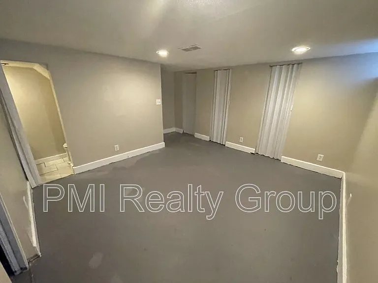 25561 Tungsten Rd — Photo 16