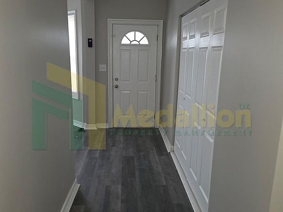 2nd image of 625 S 12th Ave #0