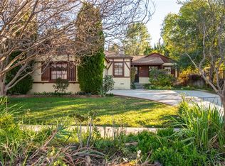 19028 Bessemer St, Reseda, CA 91335