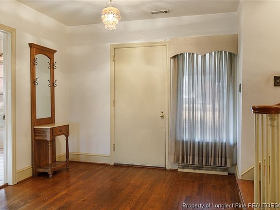 3rd image of 1046 E 4th Ave