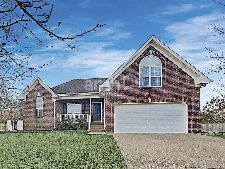 434 Parrish Hl — Photo 1
