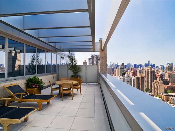 333 East 91st Street image 16 of 16