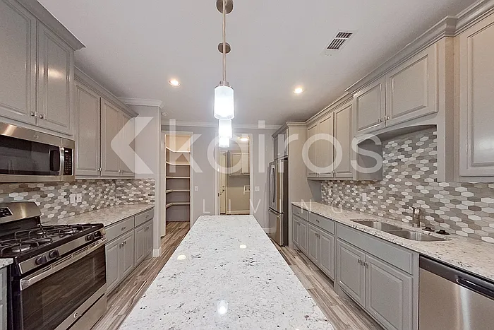 7313 Mosley St — Photo 7