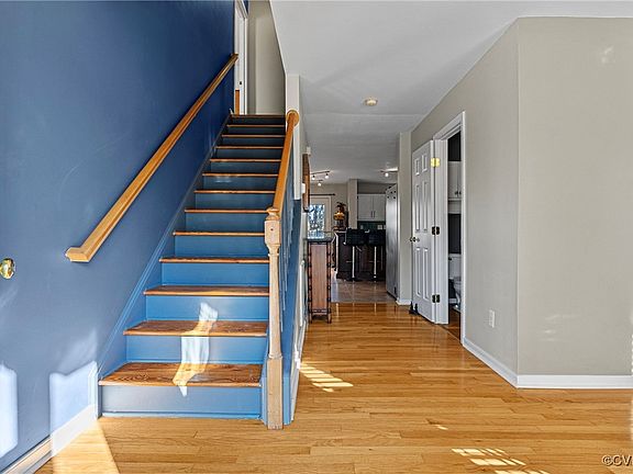 3rd image of 9396 Windsor Shade Dr