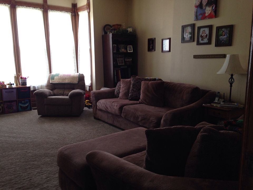 2nd image of 184 Locust St