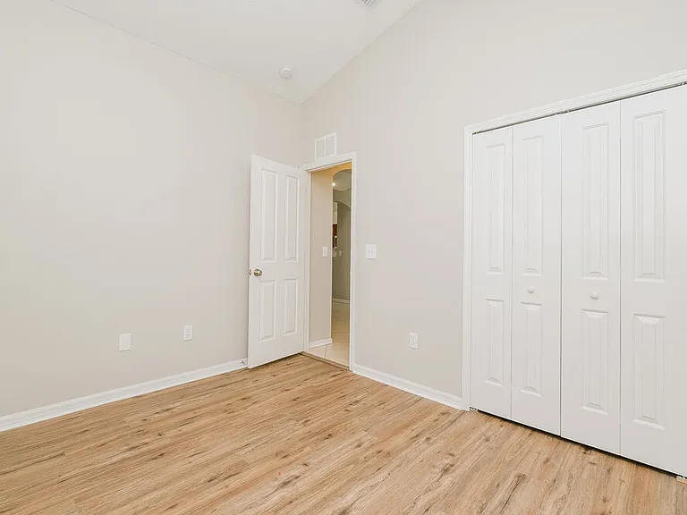 1046 Crimson Clover Ln — Photo 11