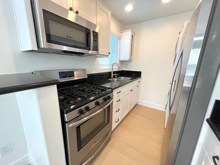 2928 Kalmia St #2928 — Photo 3