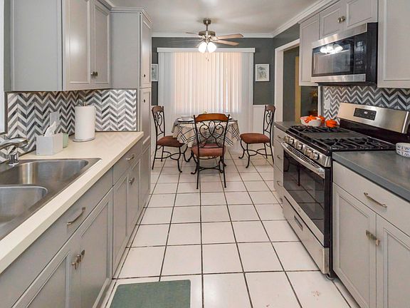 20190614_437 E Ave R7_0089