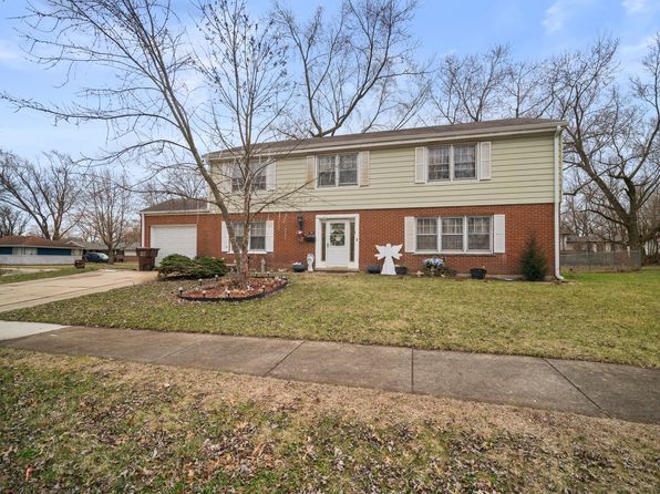 401 Stanton St, Park Forest, IL 60466