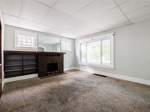 3rd image of 77 Jackson St