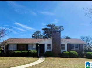 1063 10th St, Pleasant Grove, AL 35127