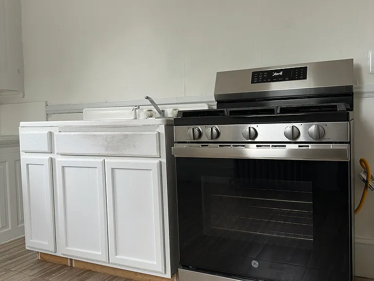 1260 Newport Ave #1 — Photo 5