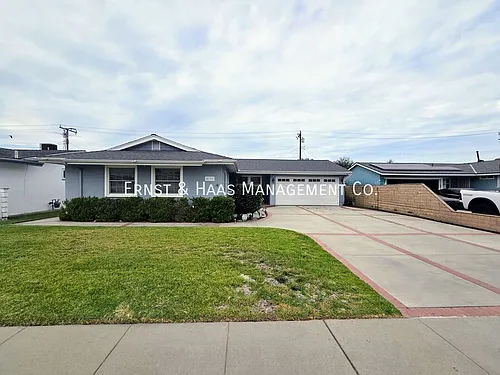 8131 San Mateo Cir Photo 1